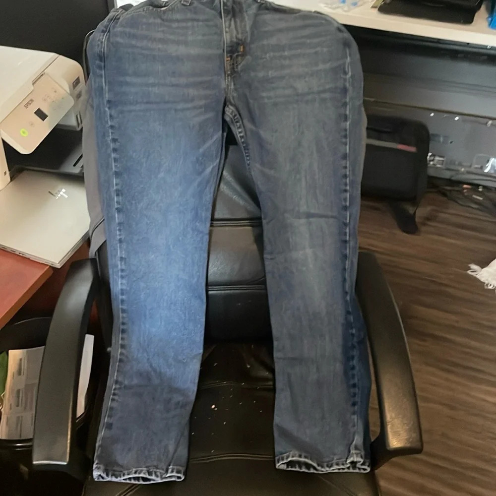 Men’s Straight Fit Jeans Size 30x32